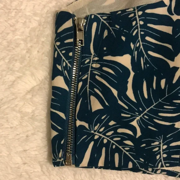 Dynamite Tank Top - Picture 4 of 7